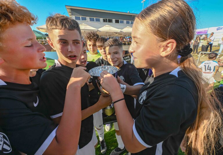 Junior Team Cup mit Siegen für FC Zürich und 1860 München