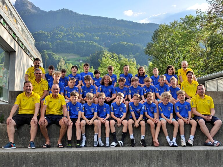 FC Steinach Junioren in Lager-Laune